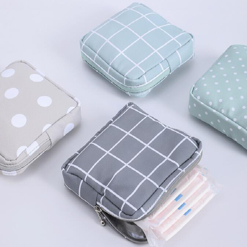 Tech Accessories Kit - 여성 위생 냅킨 탐폰 보관 가방